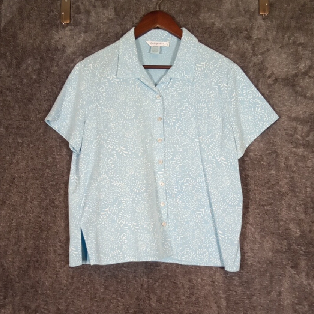 fresh produce Light Blue Floral Print Button Front Top Made In The USA Sz Small